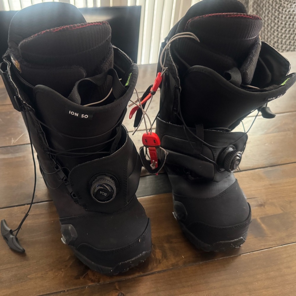 Burton Ion Step On Snowboard Boots Men’s 10 (USA) mint condition - Picture 4 of 9
